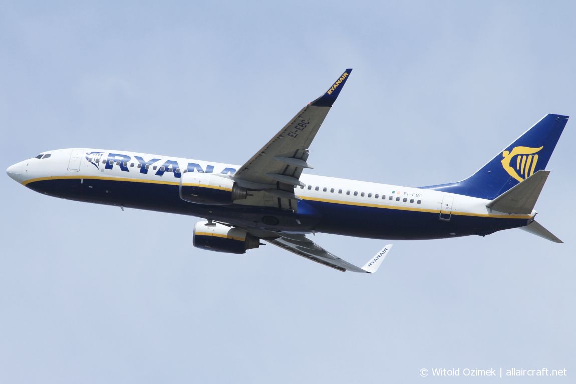 EI-EBC · Boeing 737-8AS(WL) · (FCO / LIRF)