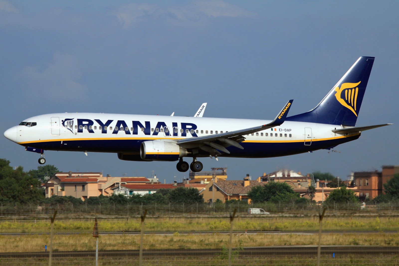 EI-DAP · Boeing 737-8AS(WL) · (FCO / LIRF)