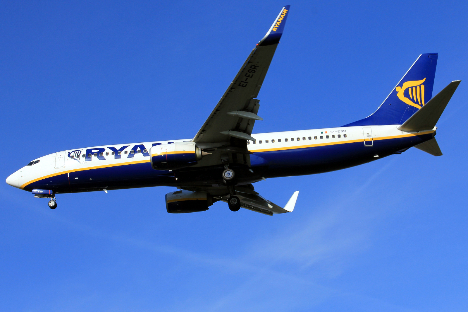 EI-ESR · Boeing 737-8AS(WL) · (KRK / EPKK)