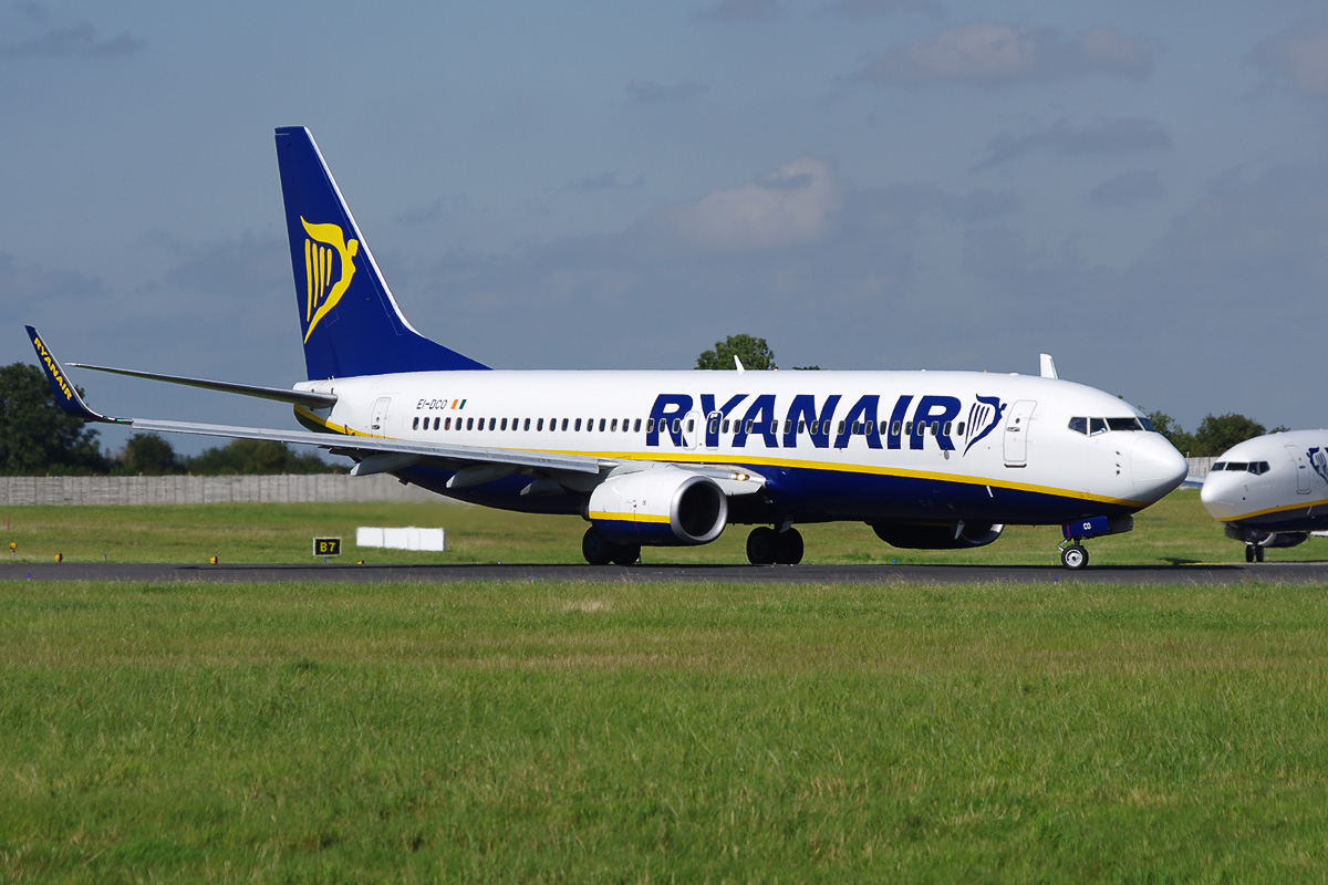 EI-DCO · Boeing 737-8AS(WL) · (DUB / EIDW)