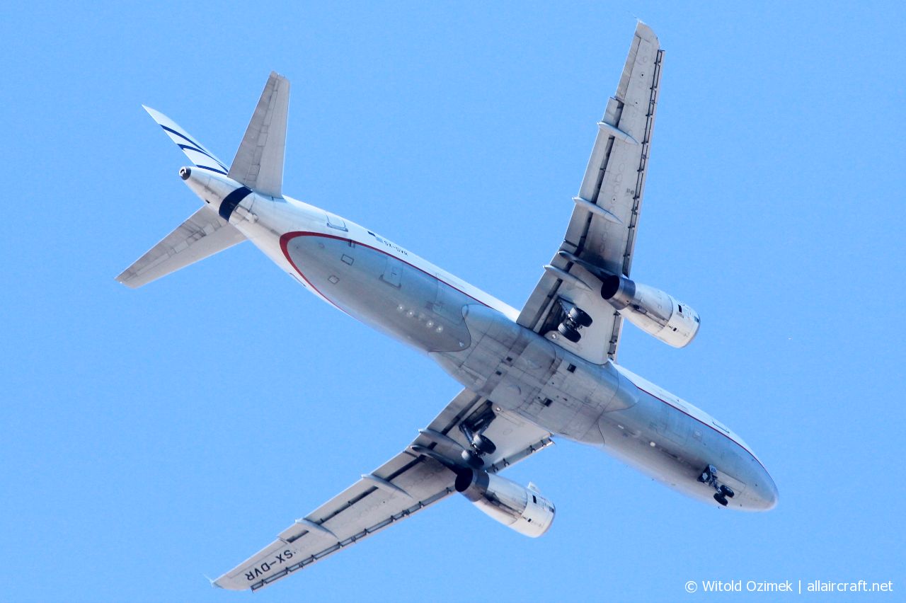 SX-DVR · Airbus A320-232 · (HER / LGIR)