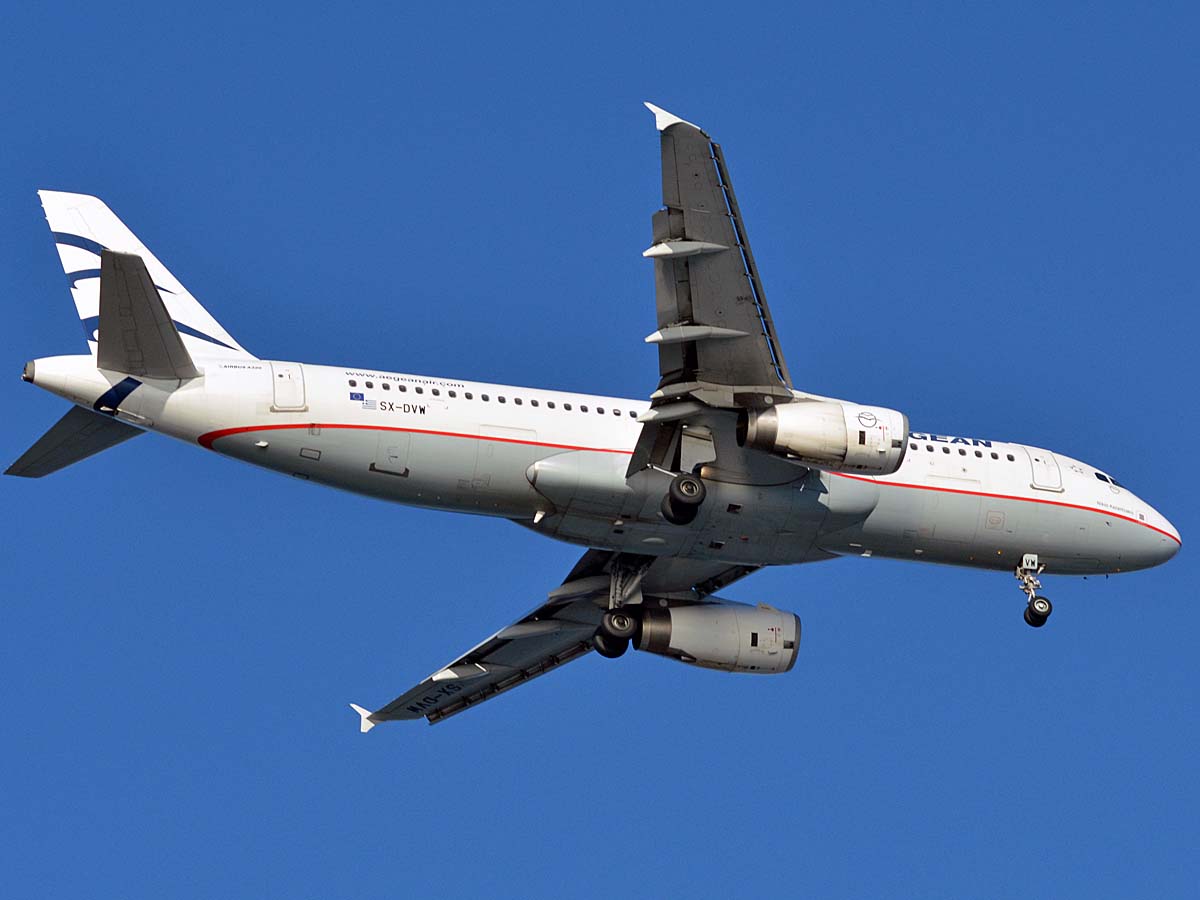 SX-DVW · Airbus A320-232 · (CPH / EKCH)