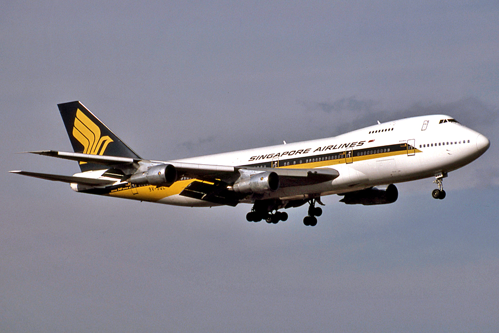 9V-SQL · Boeing 747-212/ER · (ADL / YPAD)