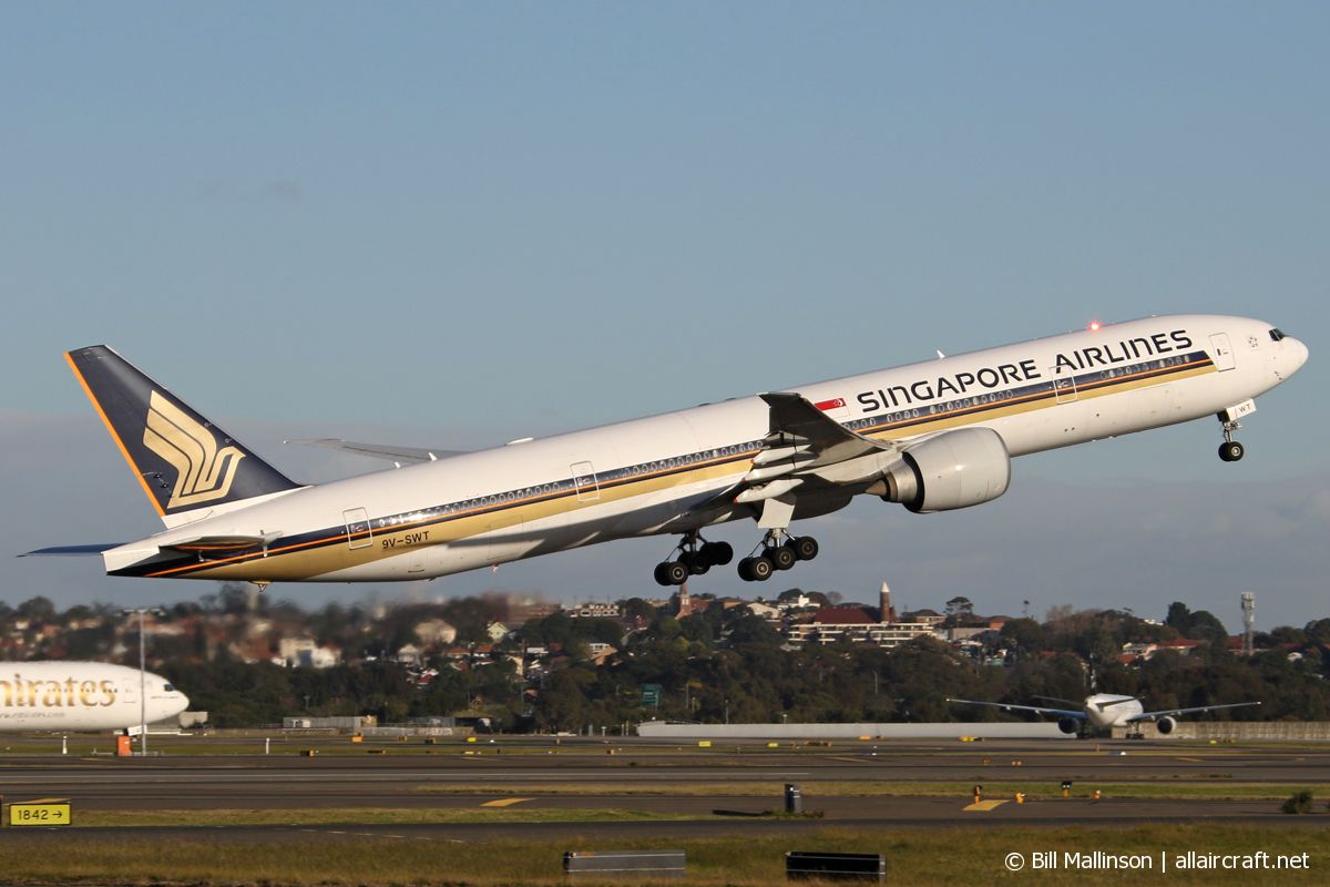 9V-SWT · Boeing 777-312/ER · (SYD / YSSY)