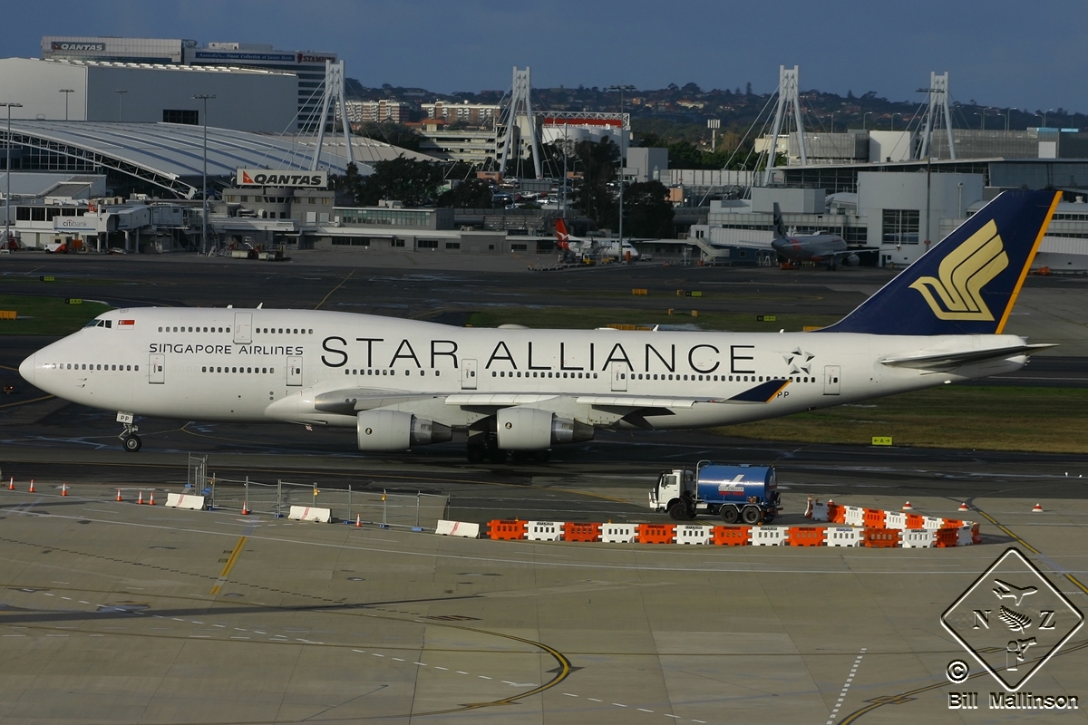 9V-SPP · Boeing 747-412 · (SYD / YSSY)