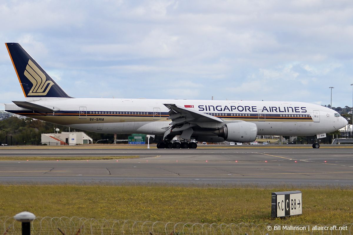 9V-SRM · Boeing 777-212/ER · (SYD / YSSY)