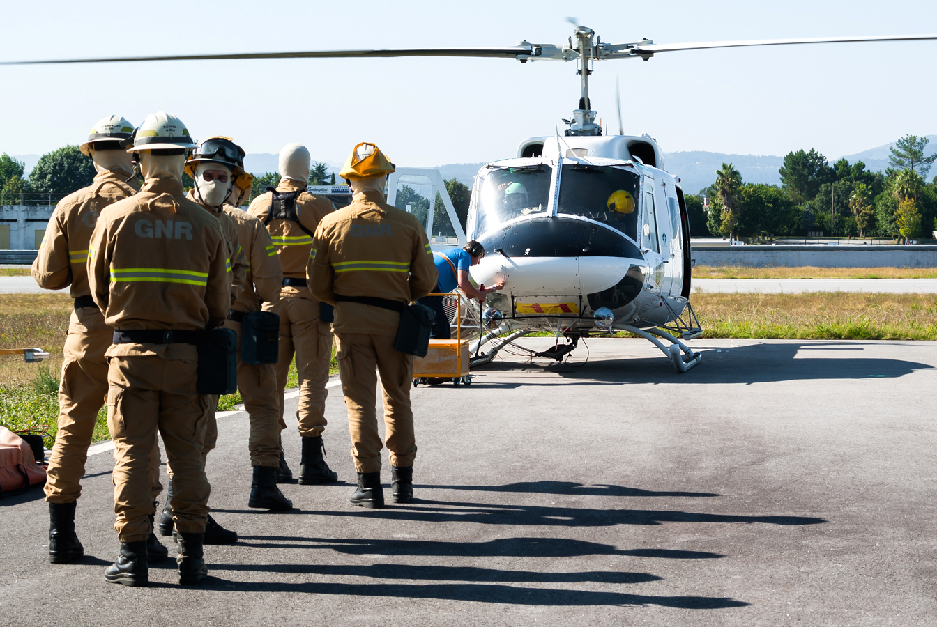 D-HARZ · Bell 212 · (BGZ / LPBR)