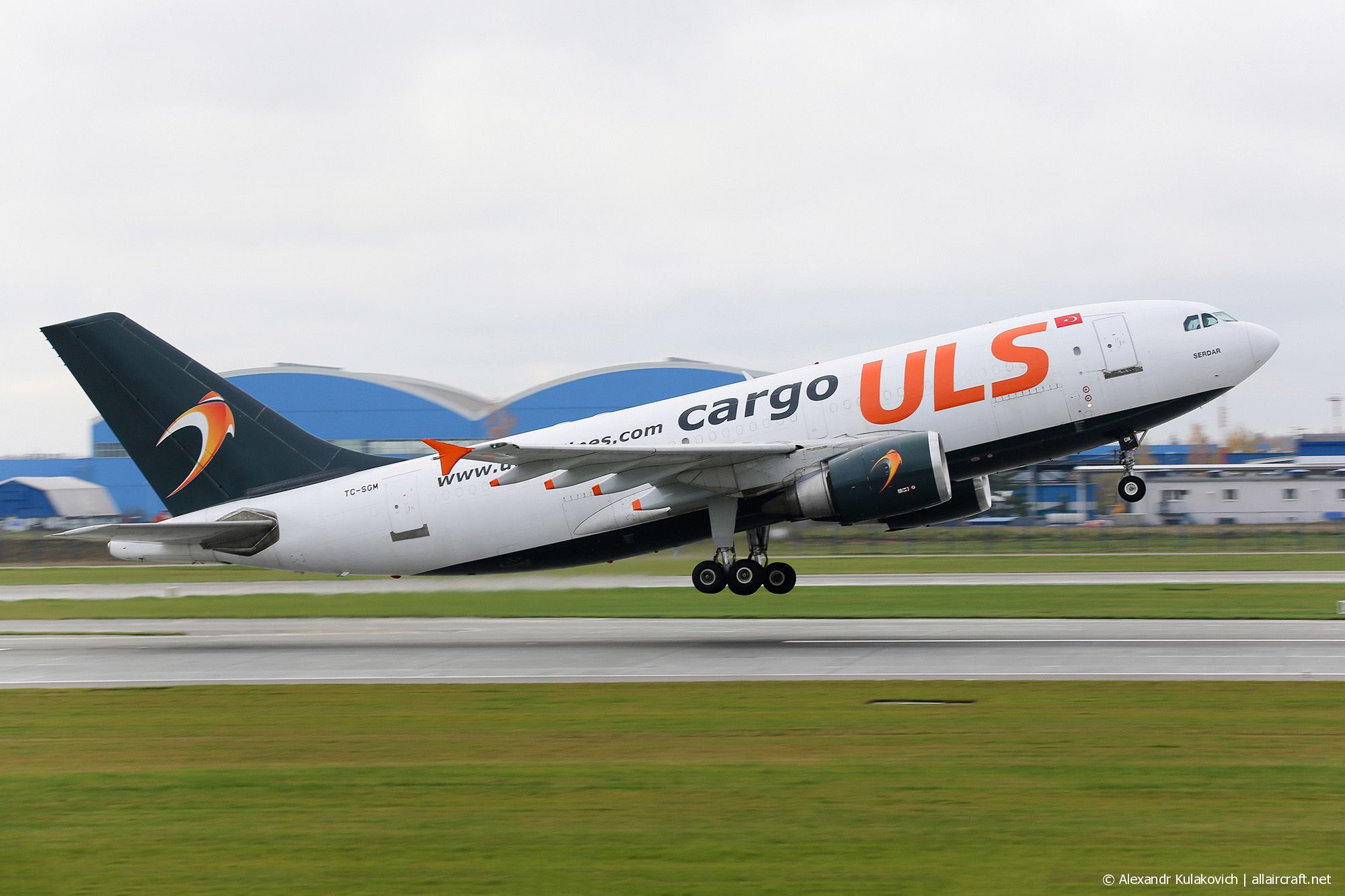 TC-SGM · Airbus A310-308(F) · (MSQ / UMMS)