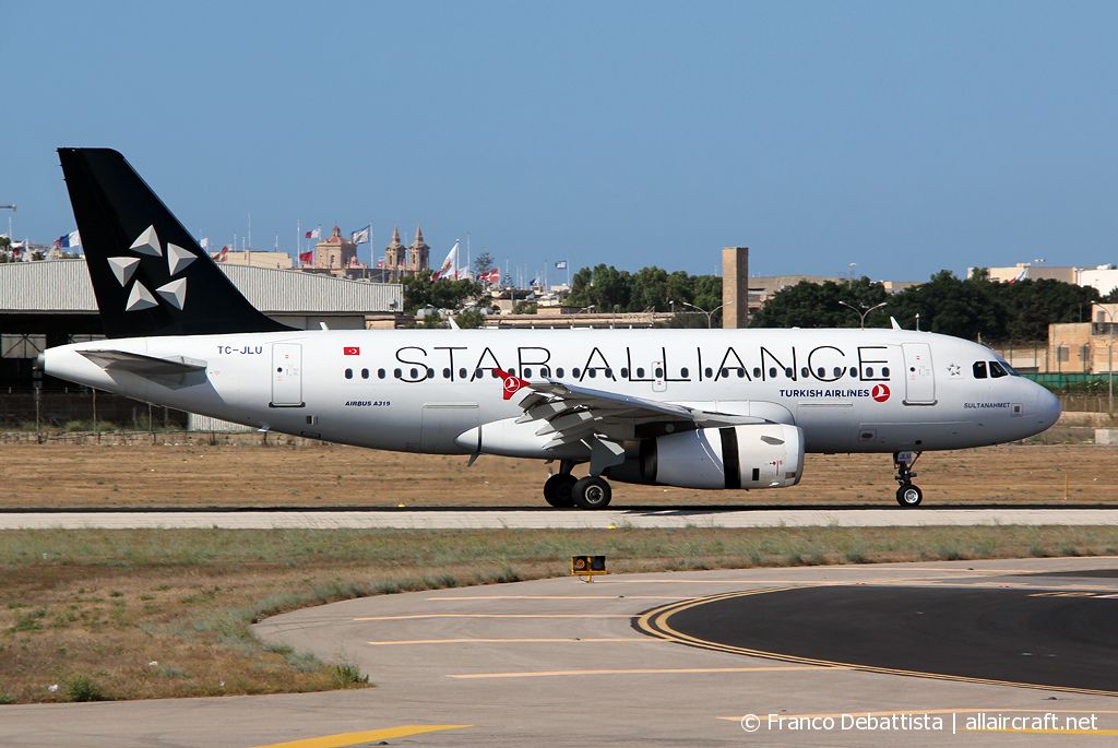 TC-JLU · Airbus A319-132 · (MLA / LMML)