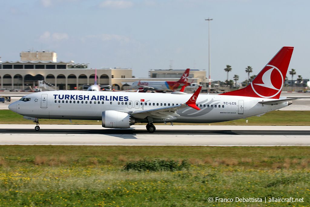 TC-LCS · Boeing 737-8 MAX · (MLA / LMML)
