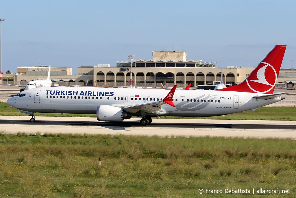 TC-LYB · Boeing 737-9 MAX · (MLA / LMML)