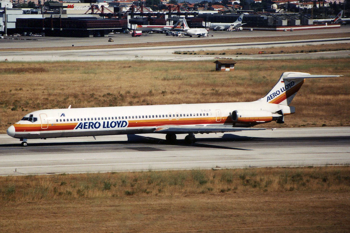 D-ALLP · McDonnell Douglas MD-83 · (LIS / LPPT)