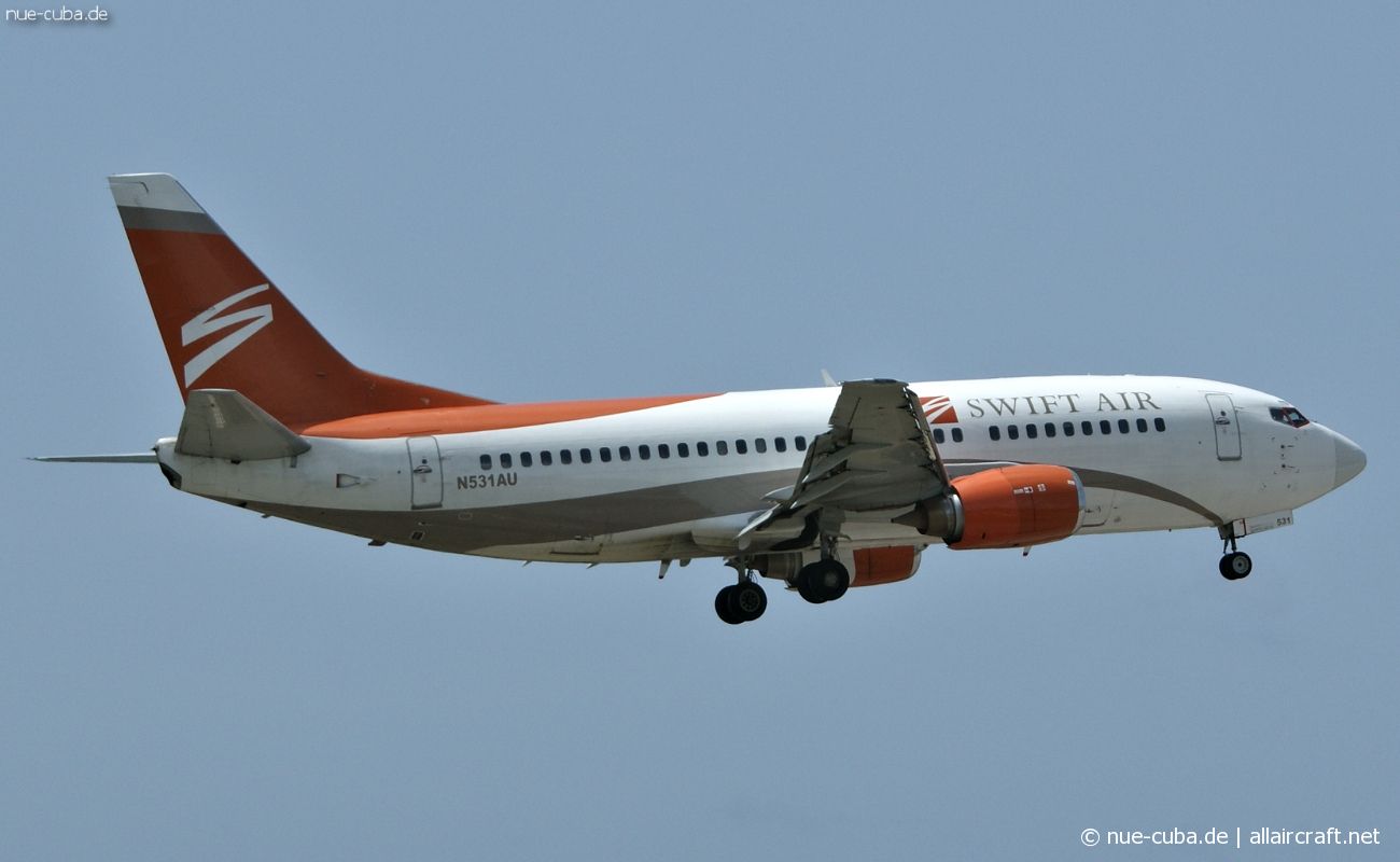 N531AU · Boeing 737-3B7 · (MBJ / MKJS)
