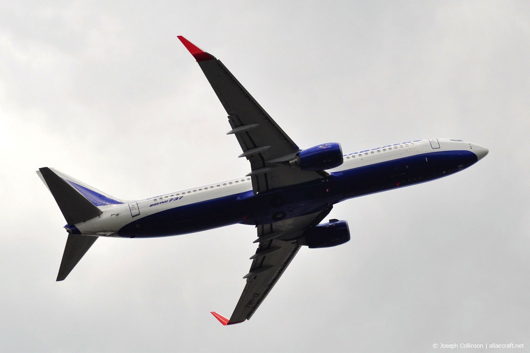 EI-UNJ · Boeing 737-86J(WL) · (LHR / EGLL)