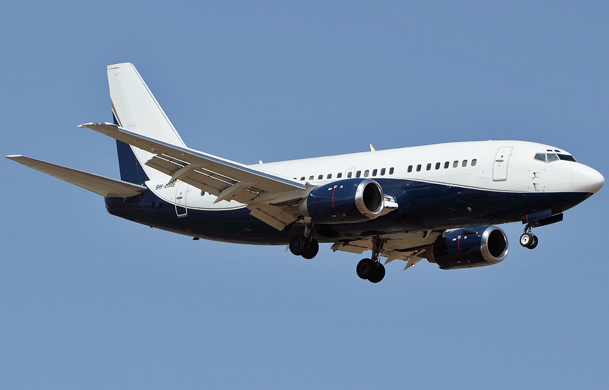 9H-OME · Boeing 737-505 · (IBZ / LEIB)