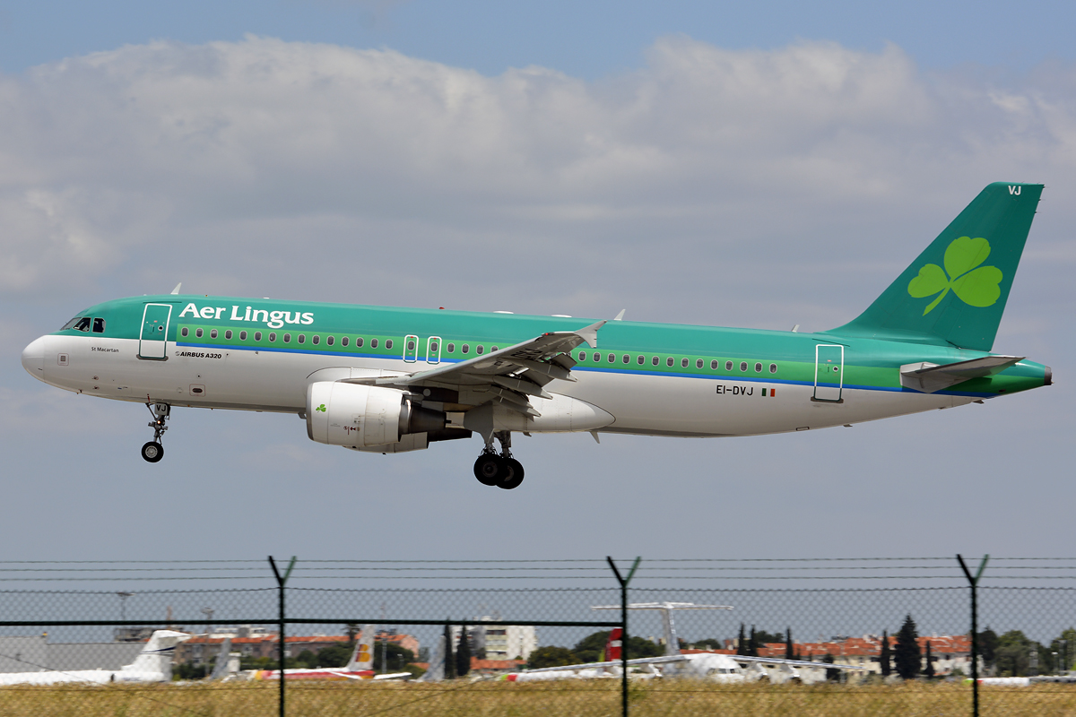 EI-DVJ · Airbus A320-214 · (LIS / LPPT)