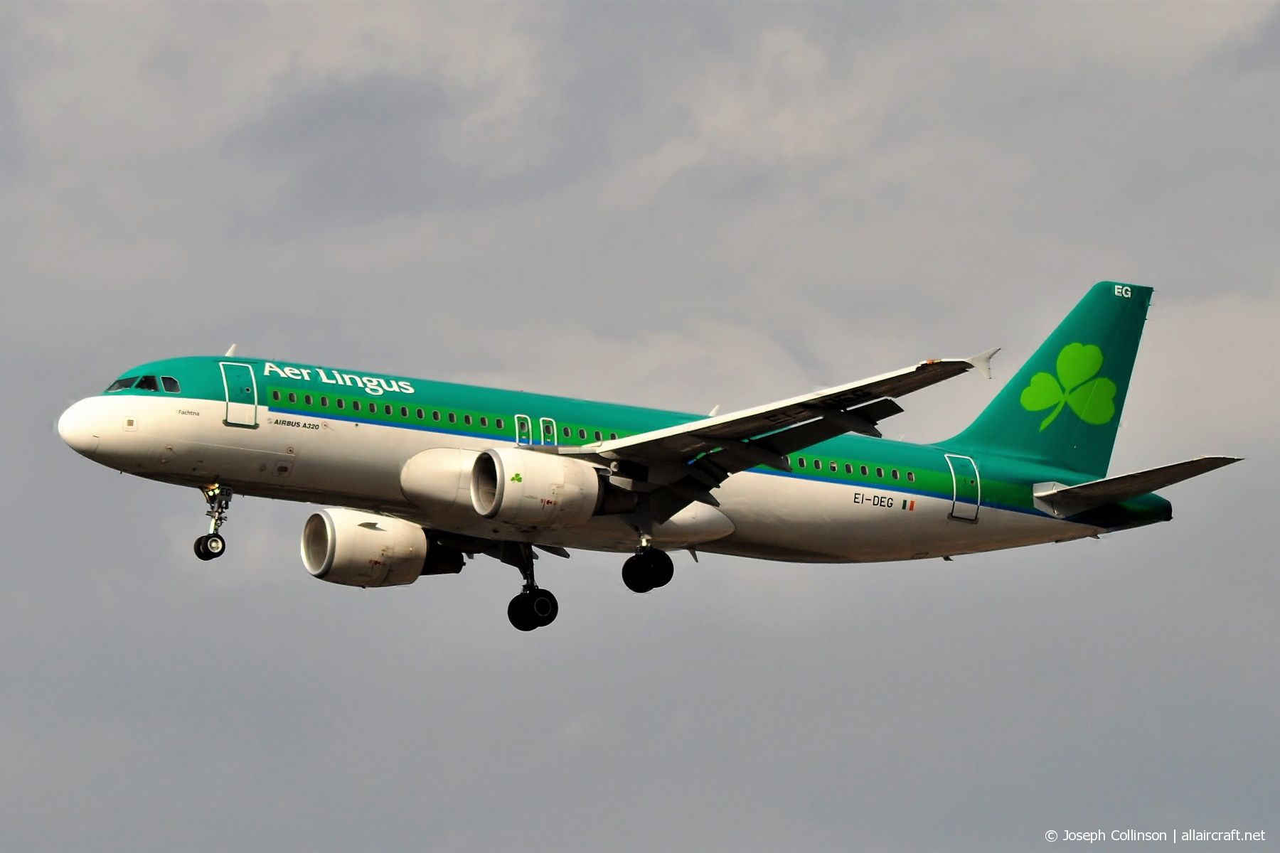 EI-DEG · Airbus A320-214 · (LHR / EGLL)
