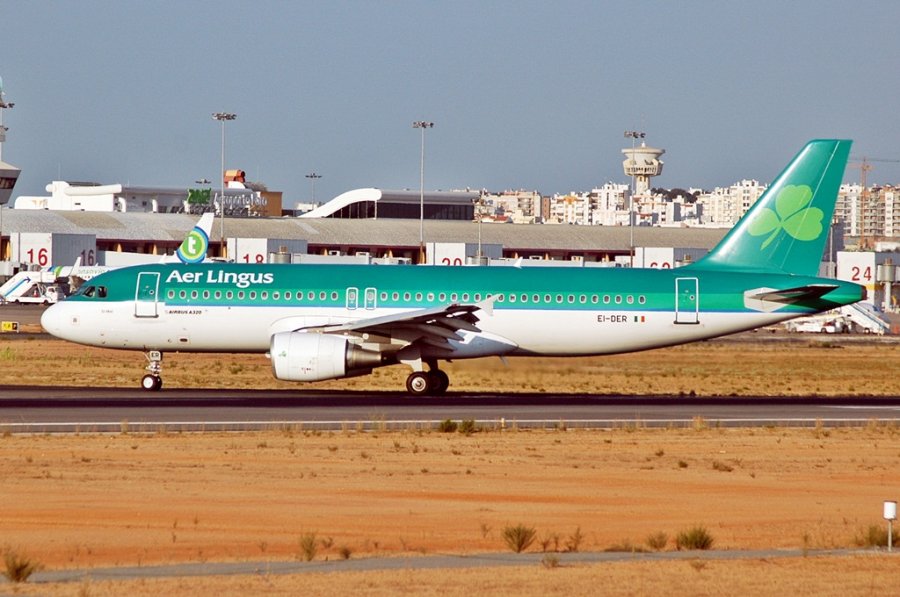 EI-DER · Airbus A320-214 · (FAO / LPFR)