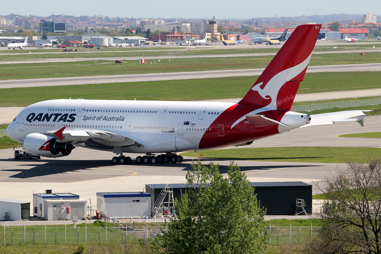 F-WWAQ · Airbus A380-842 · (TLS / LFBO)