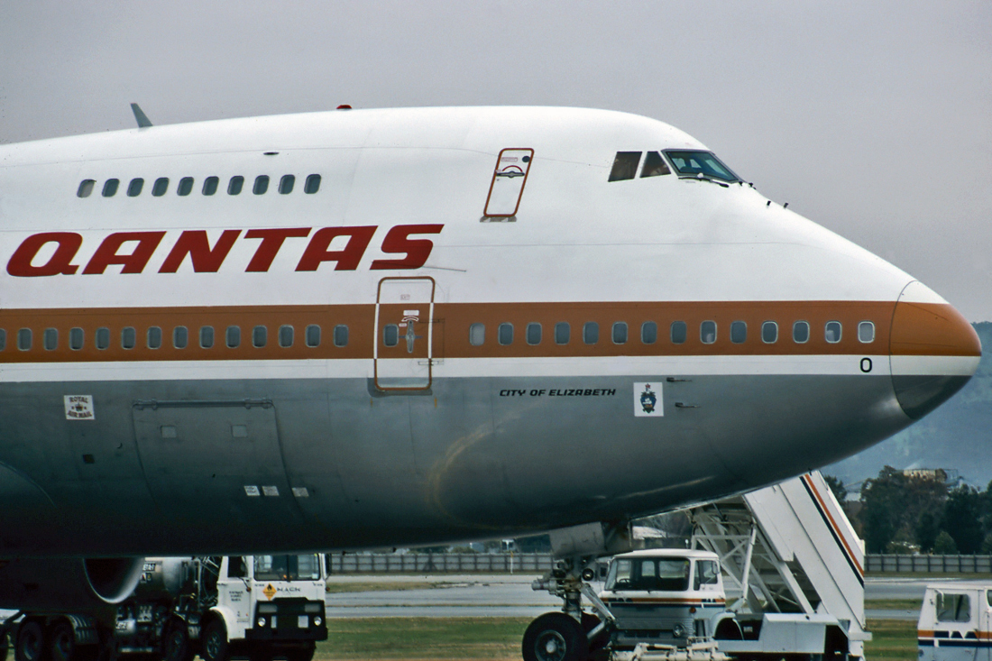 VH-EBO · Boeing 747-238B · (ADL / YPAD)