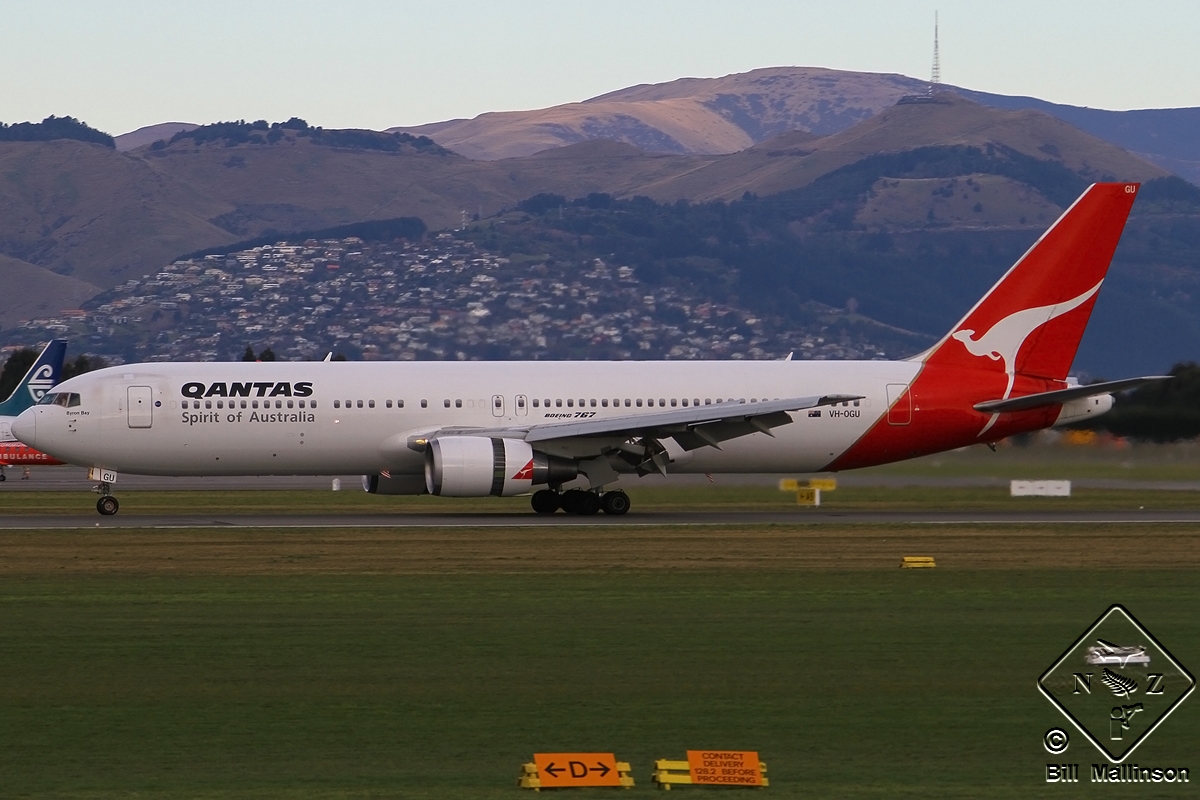 VH-OGU · Boeing 767-338/ER · (CHC / NZCH)