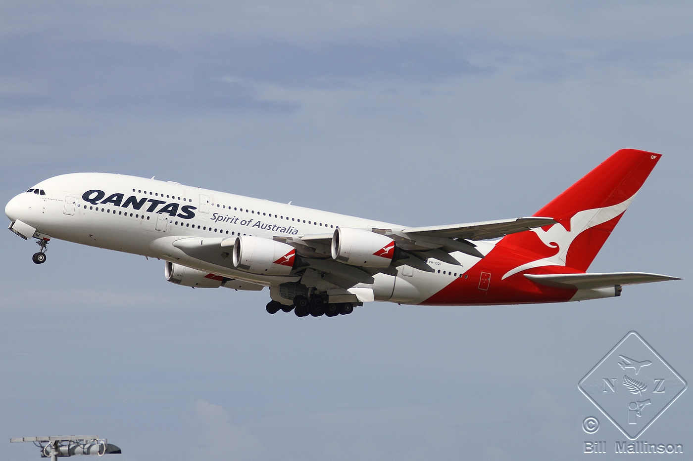 VH-OQF · Airbus A380-842 · (SYD / YSSY)