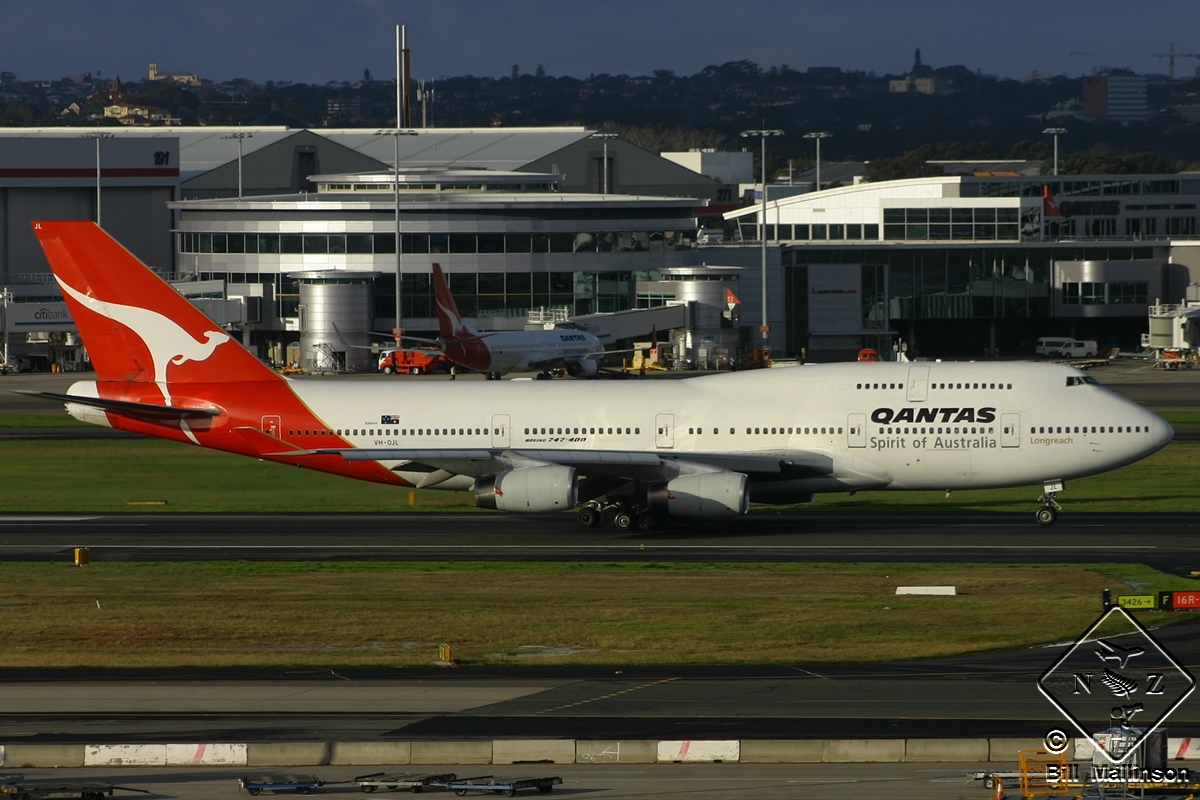 VH-OJL · Boeing 747-438 · (SYD / YSSY)