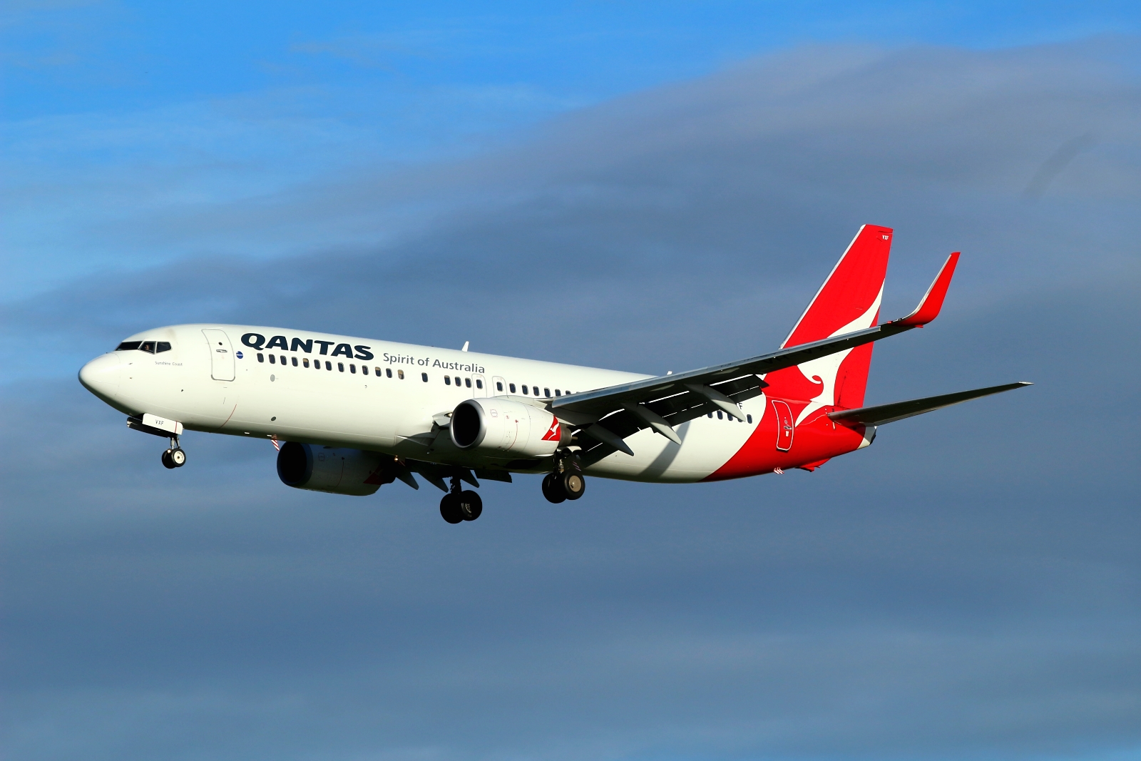 VH-VXF · Boeing 737-838(WL) · (SYD / YSSY)