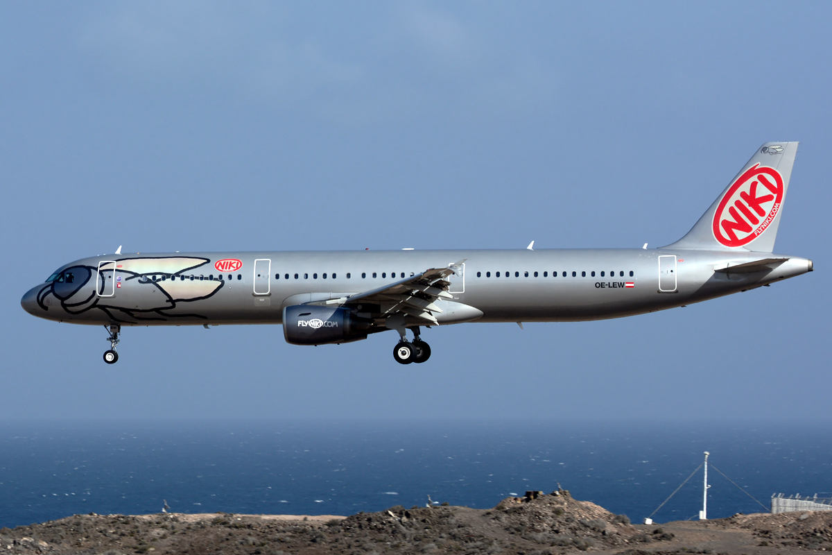OE-LEW · Airbus A321-211 · (LPA / GCLP)