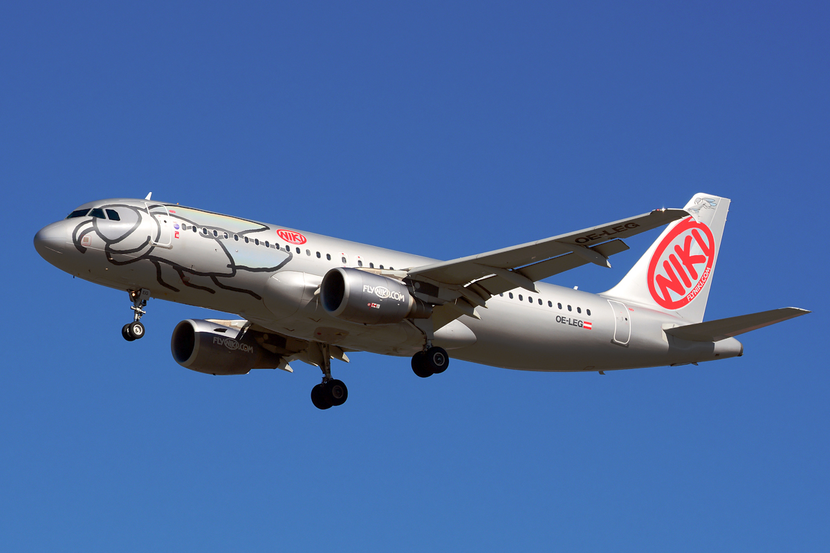 OE-LEG · Airbus A320-214 · (LPA / GCLP)