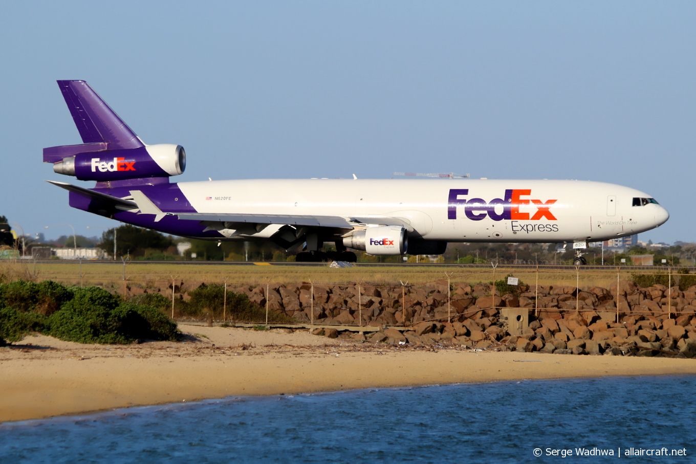 N620FE · McDonnell Douglas MD-11F · (SYD / YSSY)