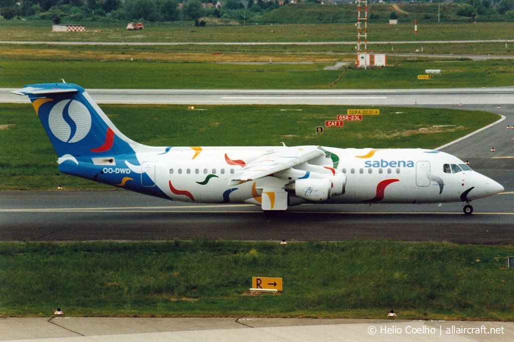OO-DWD · British Aerospace Avro RJ100 · (DUS / EDDL)