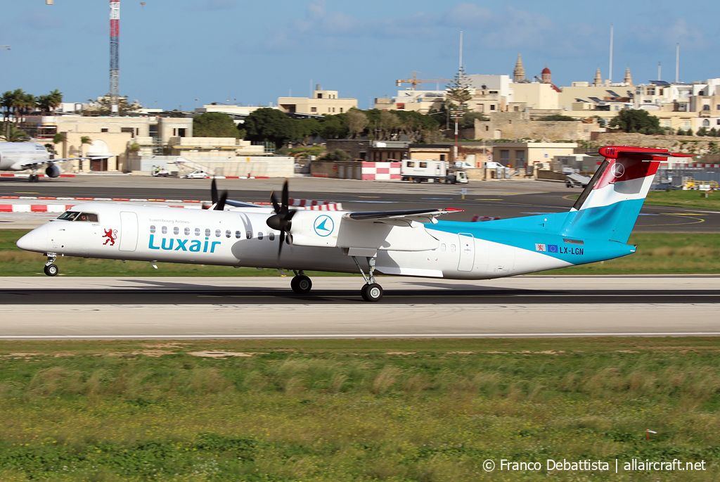 LX-LGN · Bombardier Dash 8-Q402 · (MLA / LMML)