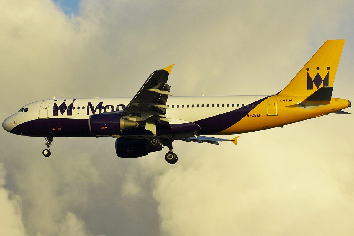G-ZBAH · Airbus A320-214 · (LPA / GCLP)