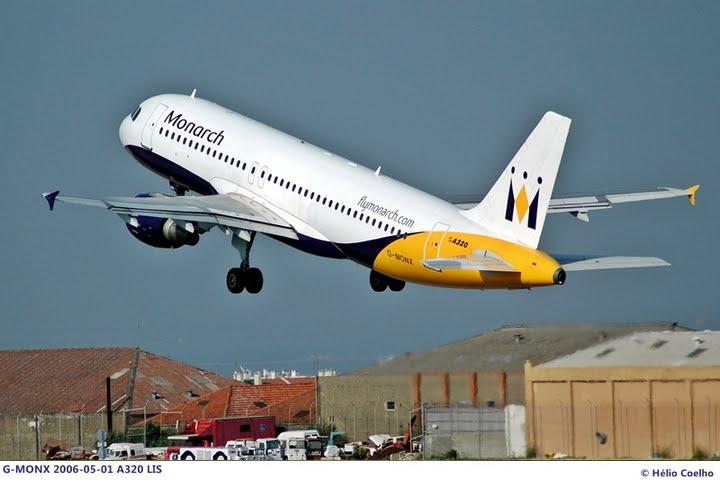 G-MONX · Airbus A320-212 · (LIS / LPPT)