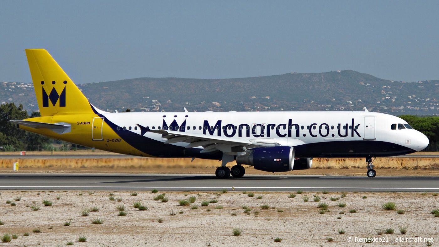 G-OZBY · Airbus A320-214 · (FAO / LPFR)