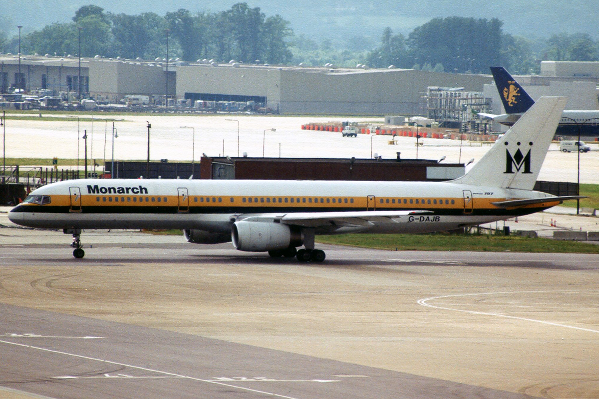 G-DAJB · Boeing 757-2T7 · (LGW / EGKK)