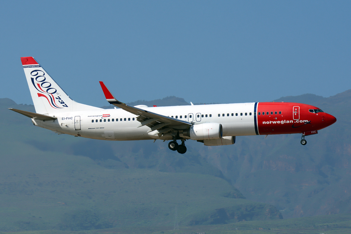 EI-FHC · Boeing 737-8Q8(WL) · (LPA / GCLP)