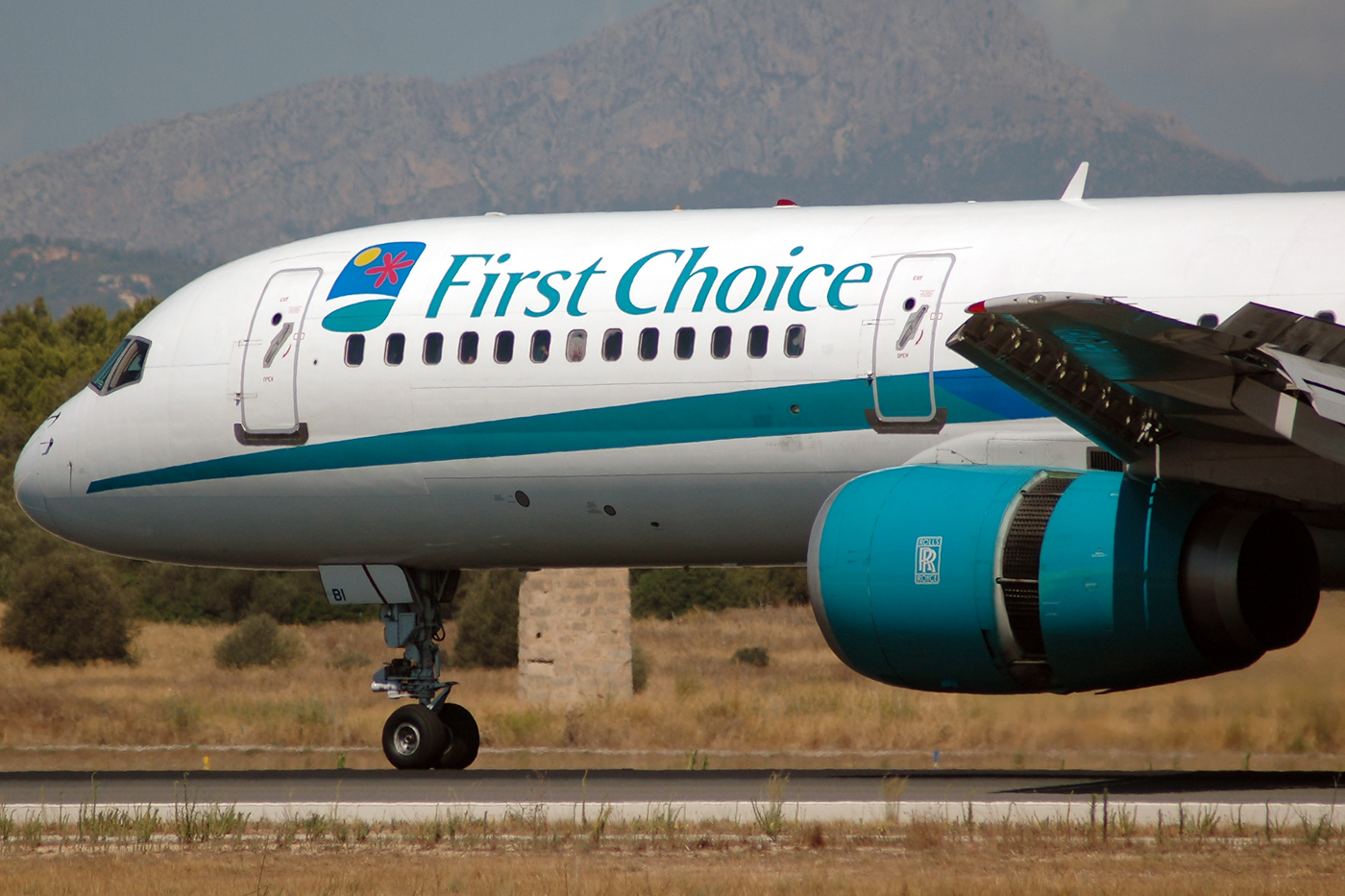 G-OOBI · Boeing 757-2B7 · (PMI / LEPA / LESJ)