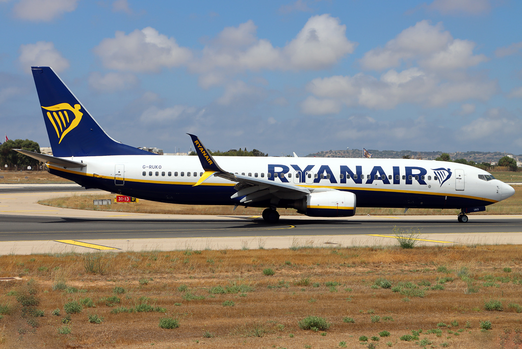 G-RUKO · Boeing 737-8ASW · MLA / LMML