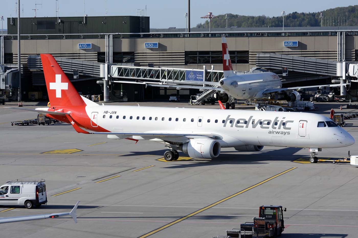 HB-JVN · Embraer ERJ-190LR · (ZRH / LSZH)