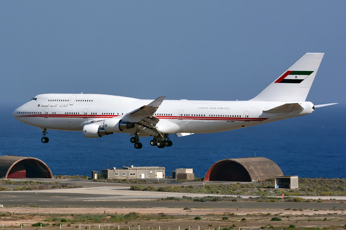 A6-COM · Boeing 747-433(M) · (LPA / GCLP)