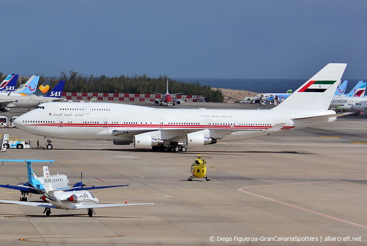 A6-COM · Boeing 747-433(M) · (LPA / GCLP)