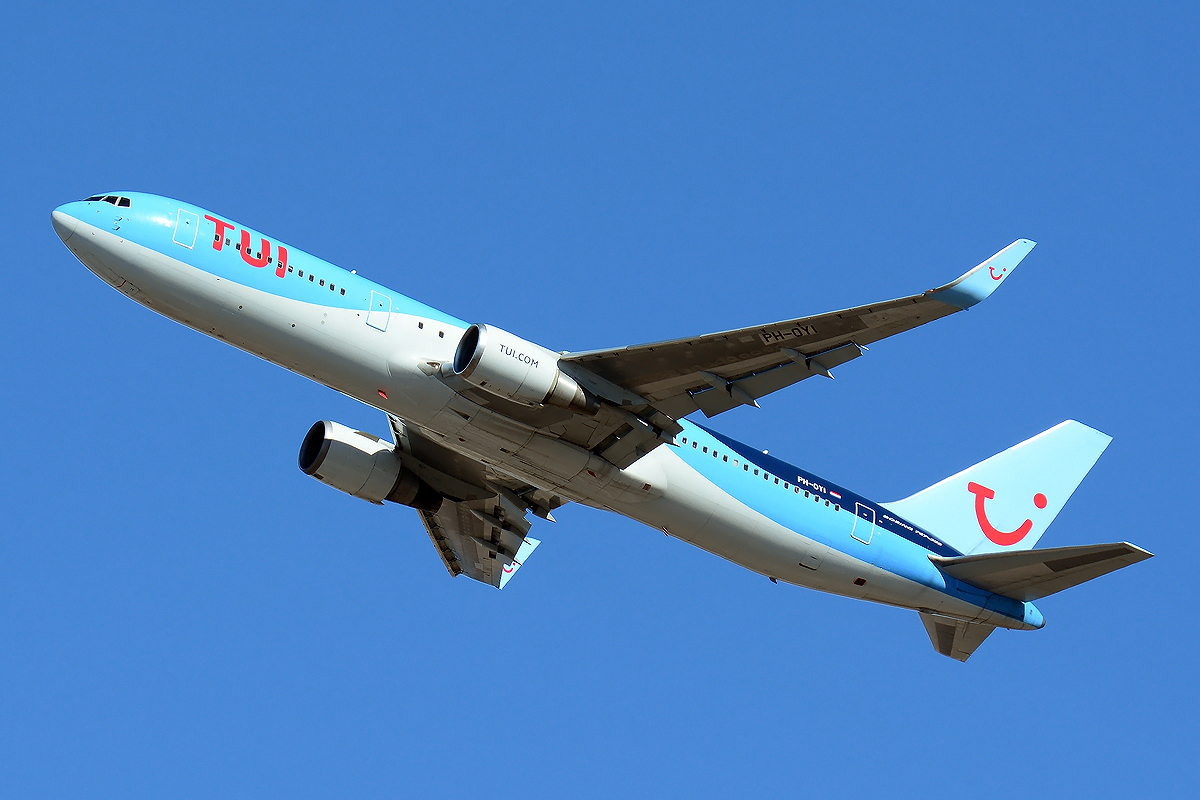 PH-OYI · Boeing 767-304(ER)(WL) · (LPA / GCLP)