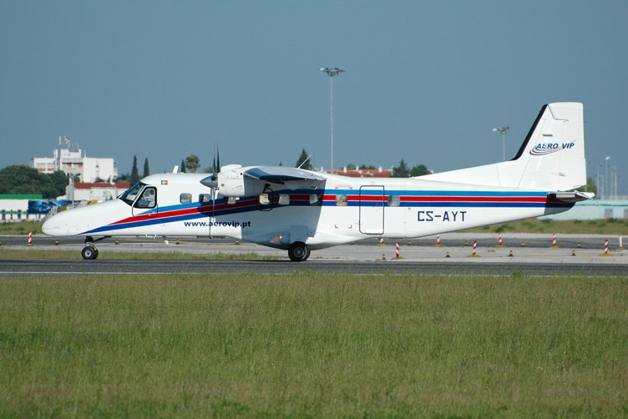 CS-AYT · Dornier Do-228-201 · (LIS / LPPT)