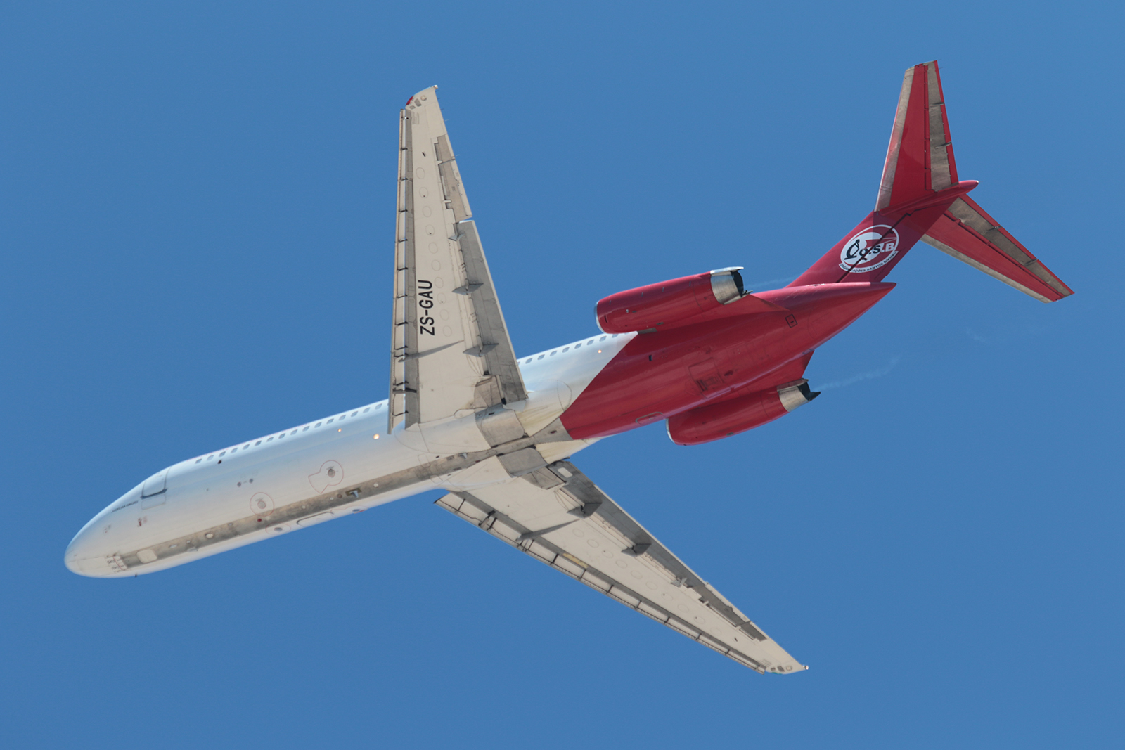 ZS-GAU · McDonnell Douglas DC-9-32 · (FAO / LPFR)