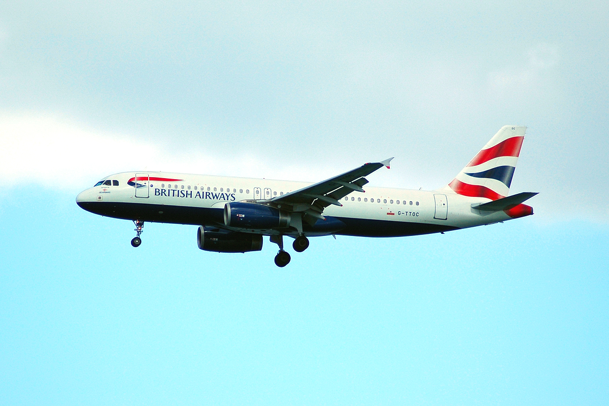 G-TTOC · Airbus A320-232 · (AGP / LEMG)
