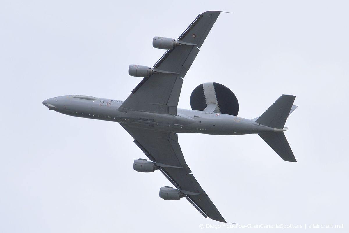 202 · Boeing E-3F Sentry · (LFBM)
