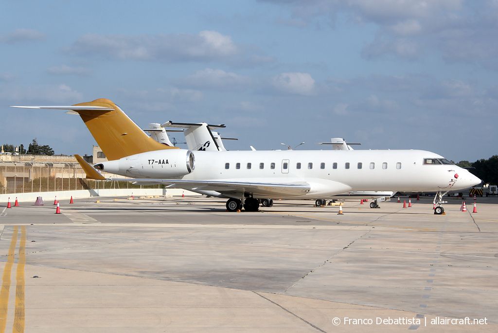 T7-AAA · Bombardier BD-700-1A10 Global Express · (MLA / LMML)