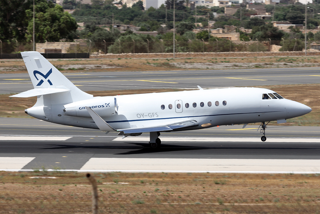 OY-GFS · Dassault Falcon 2000LXS · MLA / LMML